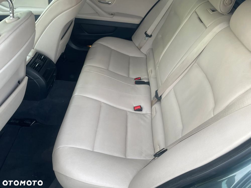BMW Seria 5 520d - 19