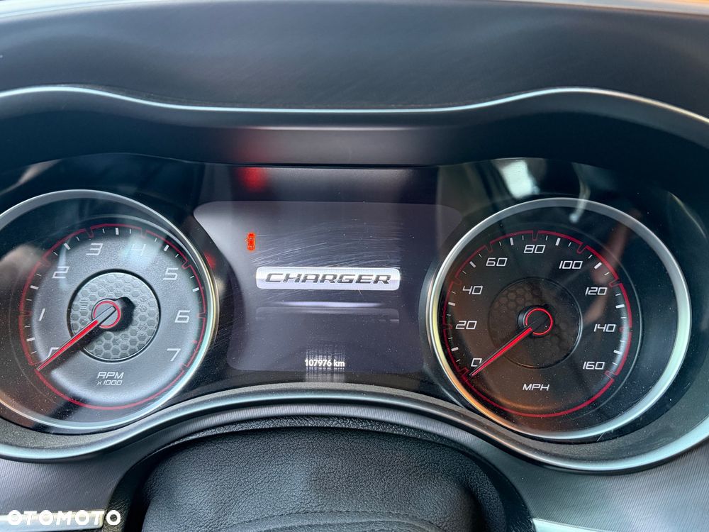 Dodge Charger 5.7 R/T - 18