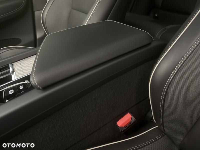 Volvo XC 60 - 18