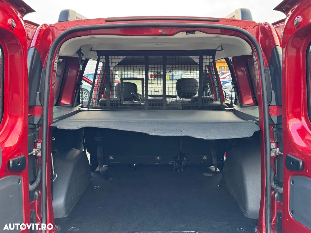 Dacia Dokker TCe 130 GPF Stepway Pro - 9