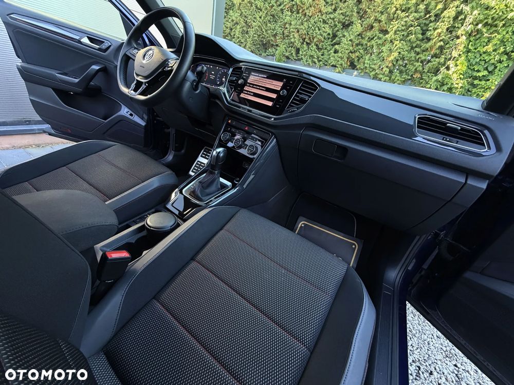 Volkswagen T-Roc - 14
