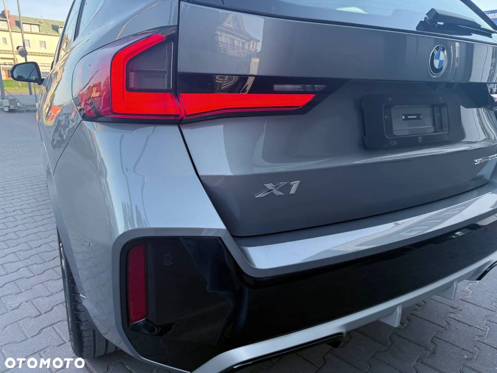 BMW X1 - 17