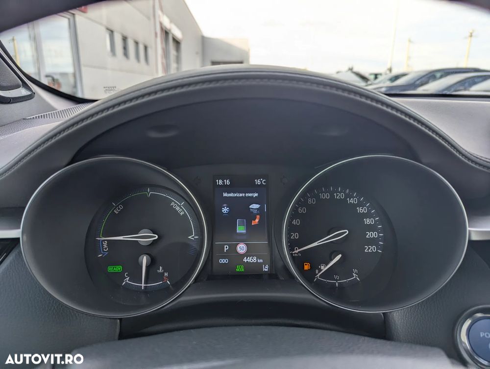 Toyota C-HR 2.0 HSD 184 CP 4x2 CVT Classy Bi-Tone - 13