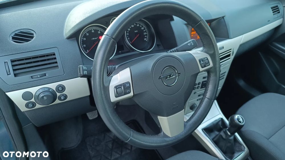 Opel Astra 1.4 Easytronic Innovation - 24