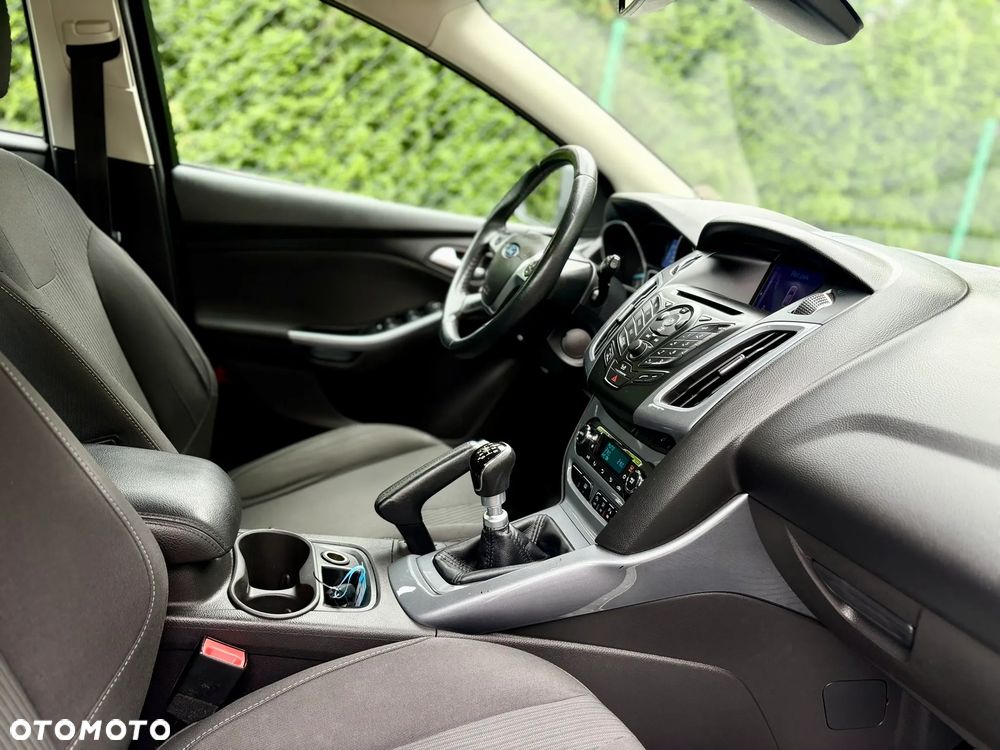 Ford Focus 1.0 EcoBoost STart-Stopp-System TITANIUM - 8