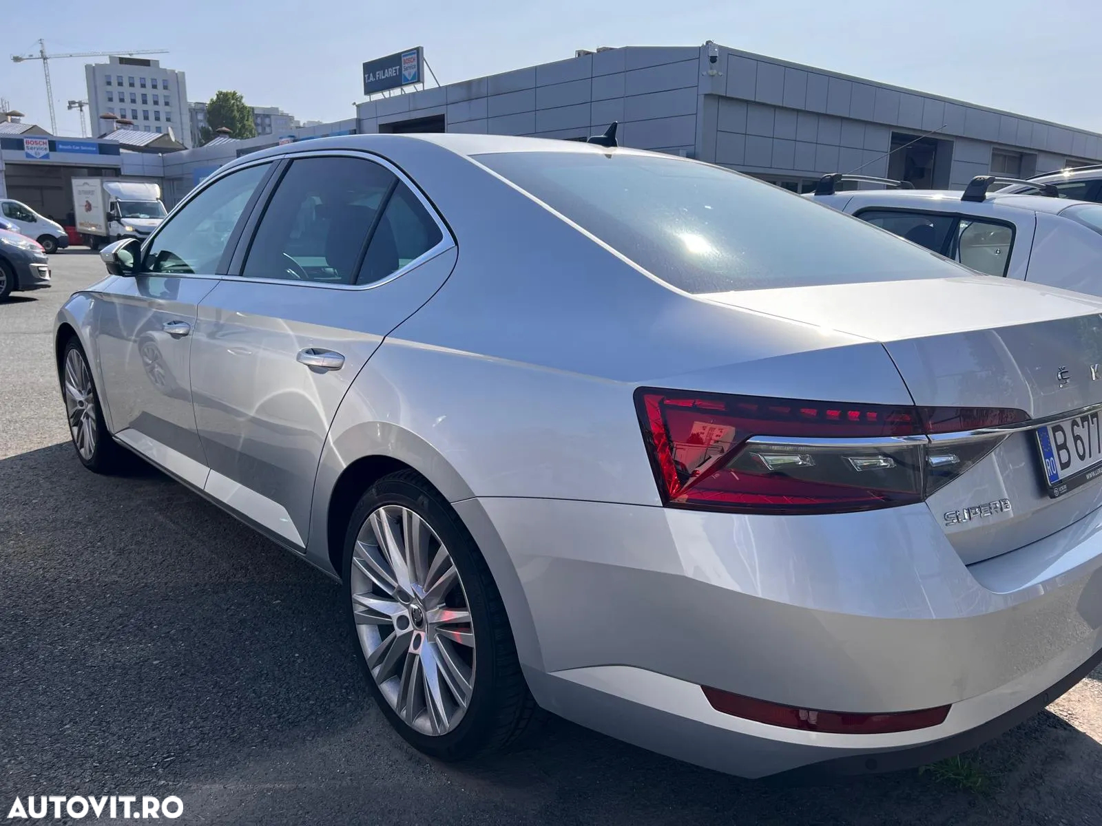 Skoda Superb 2.0 TDI 4X4 DSG Style - 9