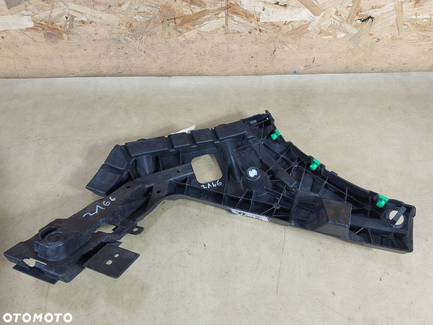 VOLVO C40 XC40 ŚLIZG ZDERZAKA LEWY TYŁ 31690705 - 5