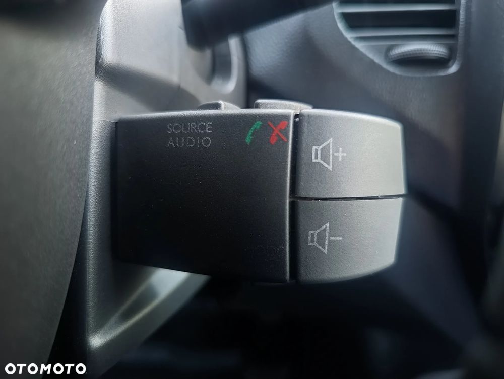 Renault Captur 1.5 dCi Energy XMOD - 27