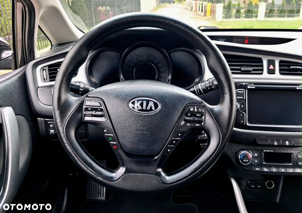 Kia Ceed 1.4 CRDi 90 Spirit - 21
