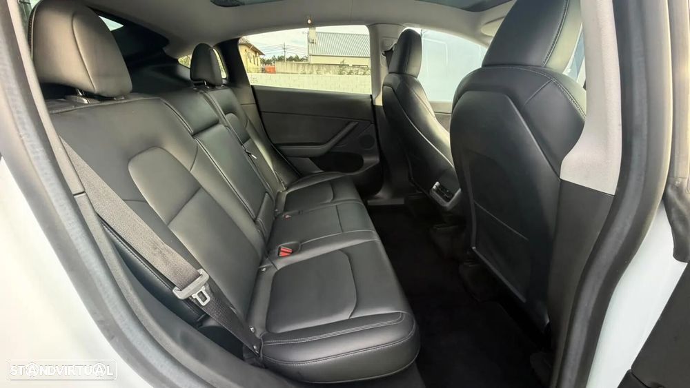 Tesla Model Y Tração Traseira - 24