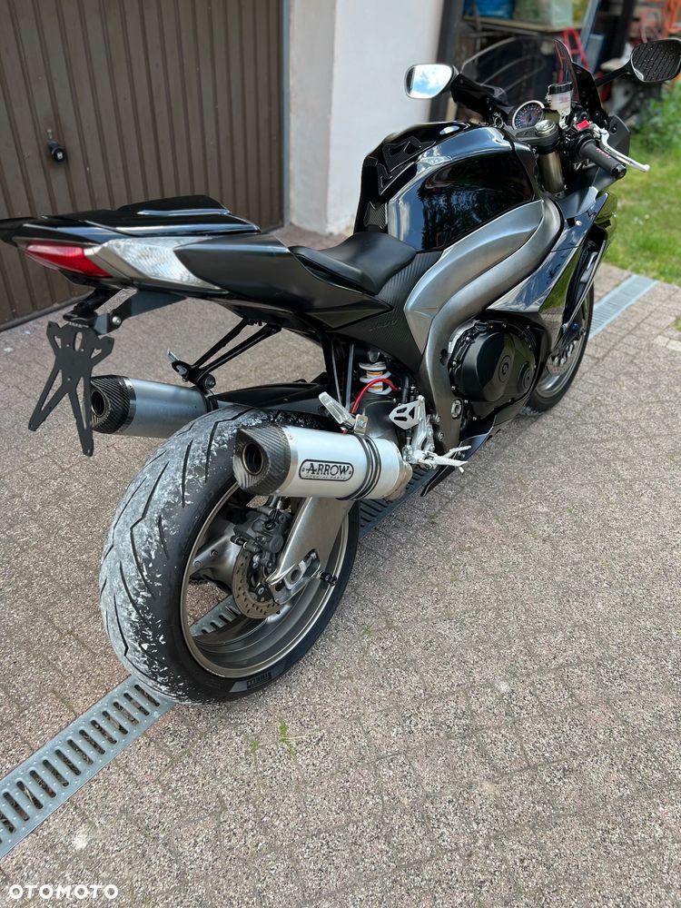 Suzuki GSX-R - 11