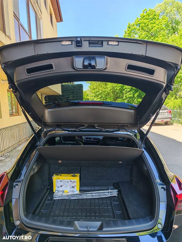 Lexus UX 250h Business Edition - 8