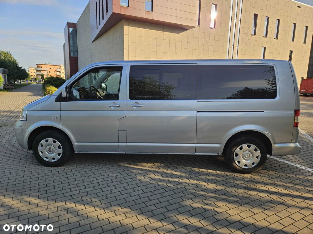Volkswagen Caravelle - 7