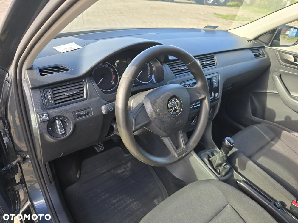 Skoda RAPID 1.0 TSI Active - 7