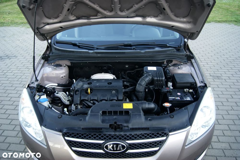 Kia Ceed 1.4 CVVT Attract - 38