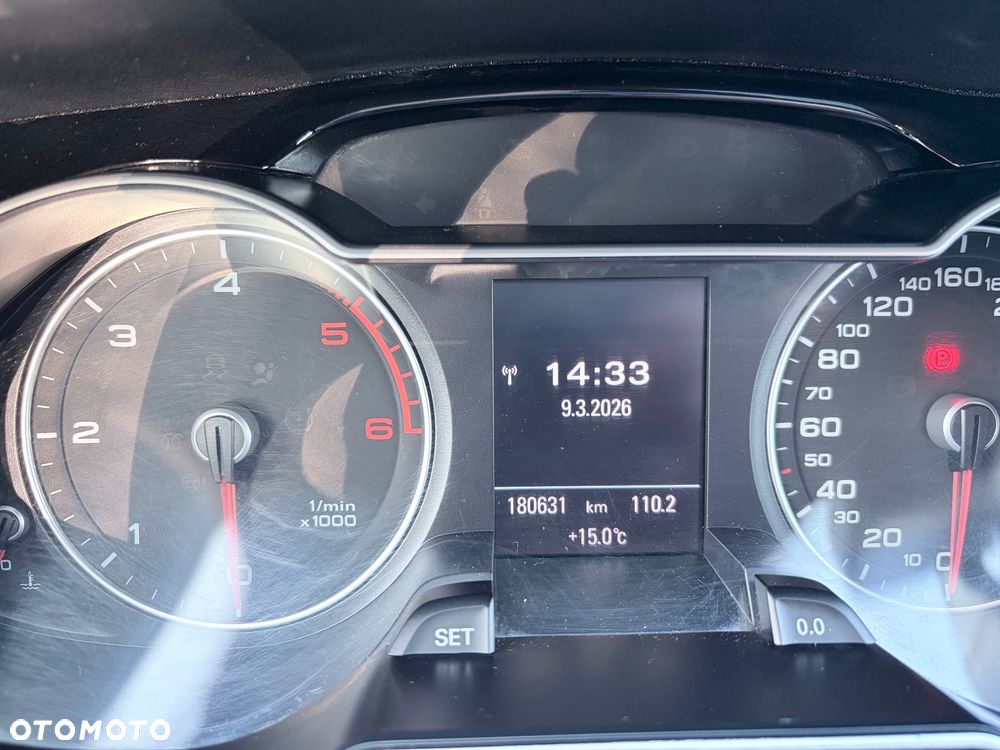 Audi A4 Avant 2.0 TDI - 9