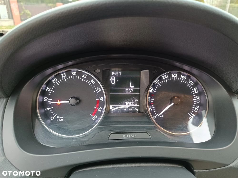 Skoda RAPID Spb 1.4 TDI DPF Active - 12