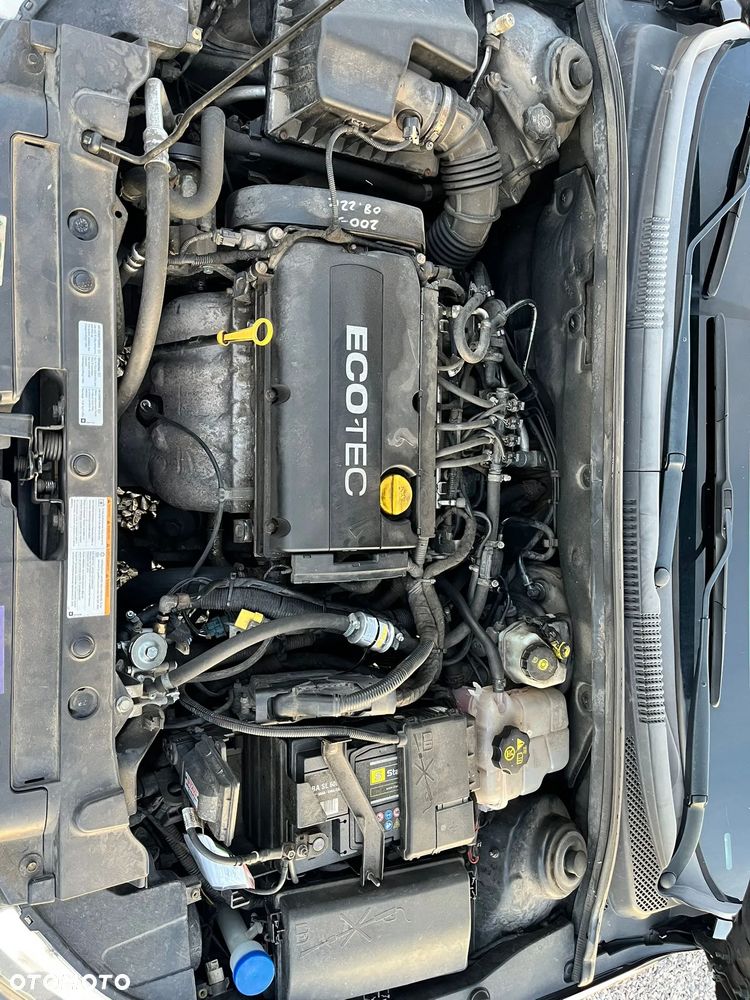 Chevrolet Cruze 1.8 LT - 19