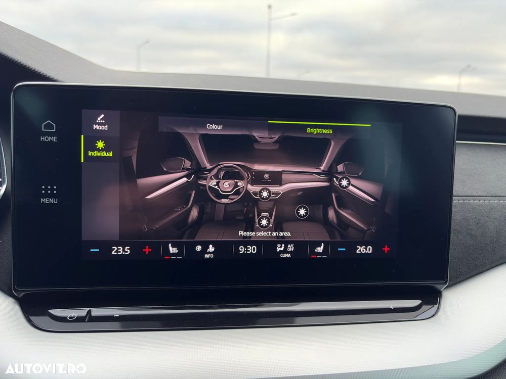 Skoda Octavia 2.0 TDI STYLE DSG - 20