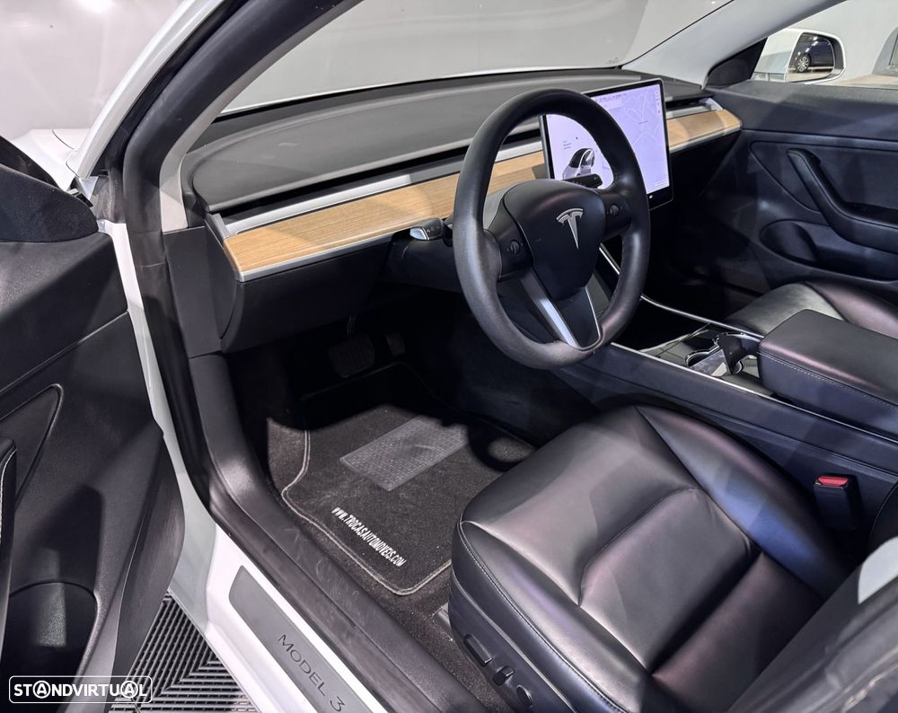 Tesla Model 3 Standard RWD Plus - 11
