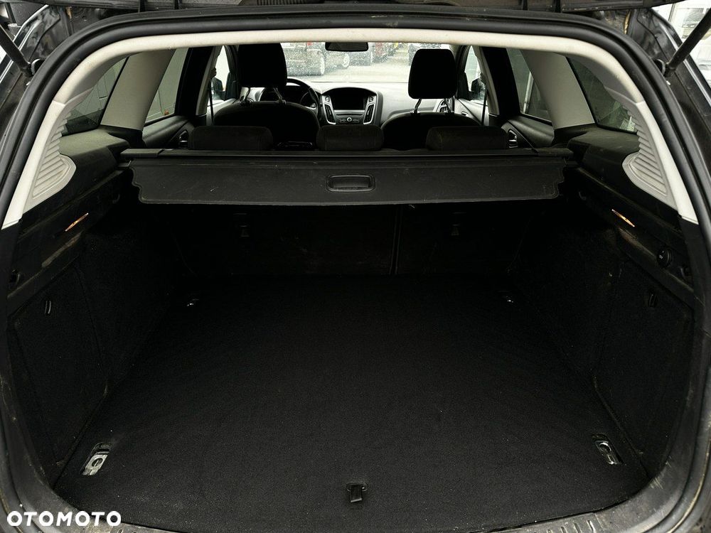 Ford Focus 1.0 EcoBoost Titanium Business - 28