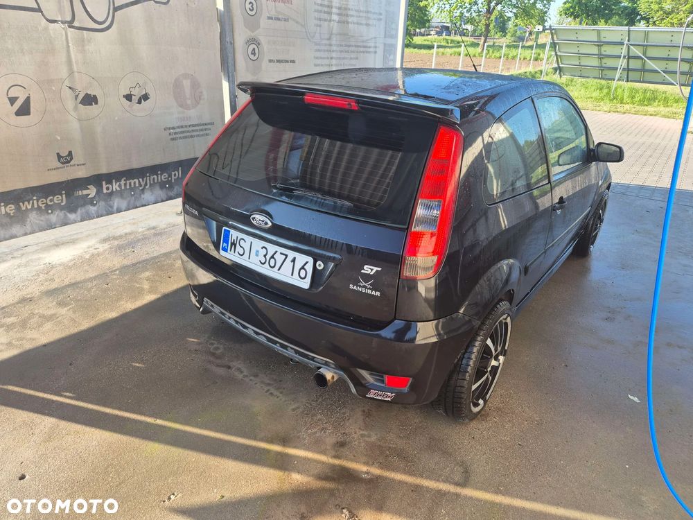 Ford Fiesta 2.0 ST - 7