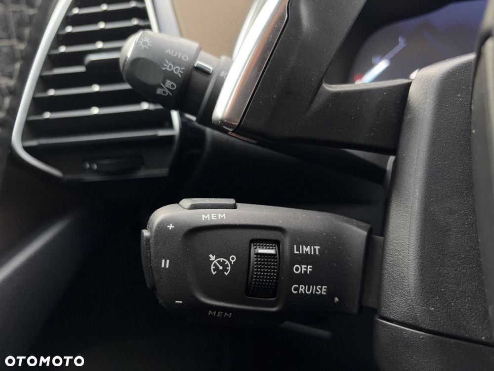 DS Automobiles DS 7 Crossback 1.6 E-Tense 4x4 Rivoli - 16