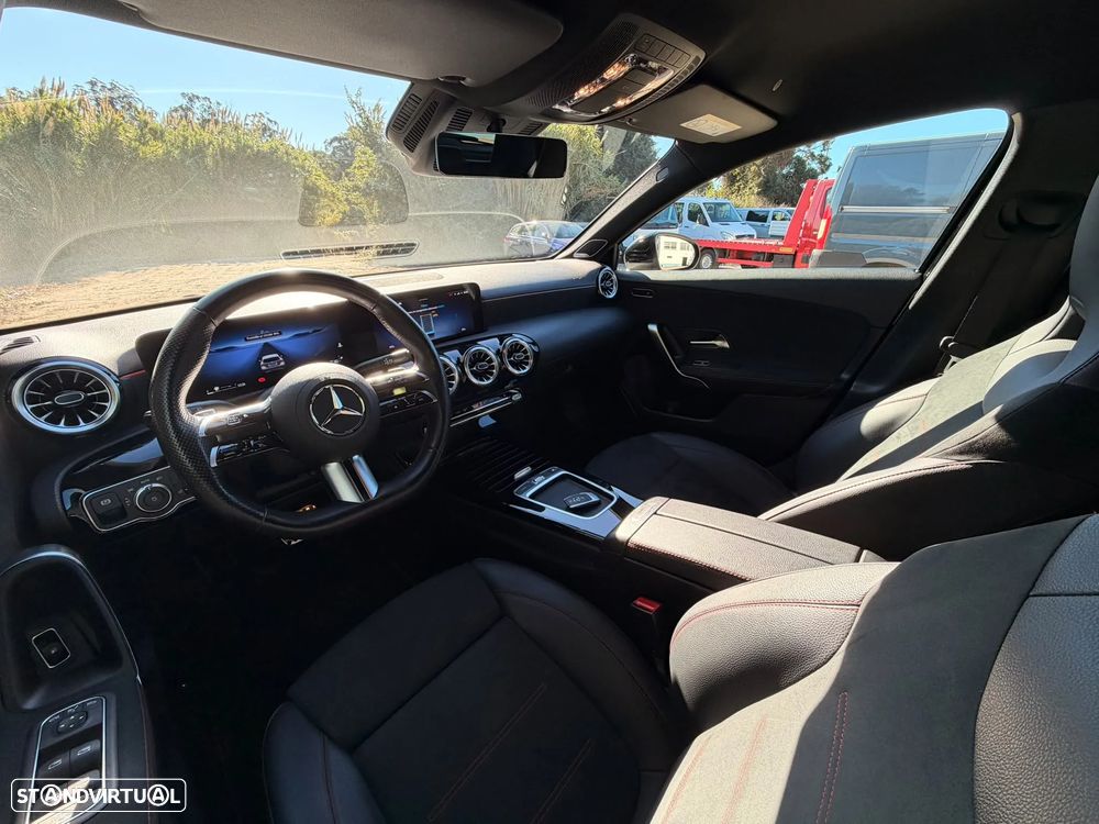 Mercedes-Benz A 250 e AMG Line - 26