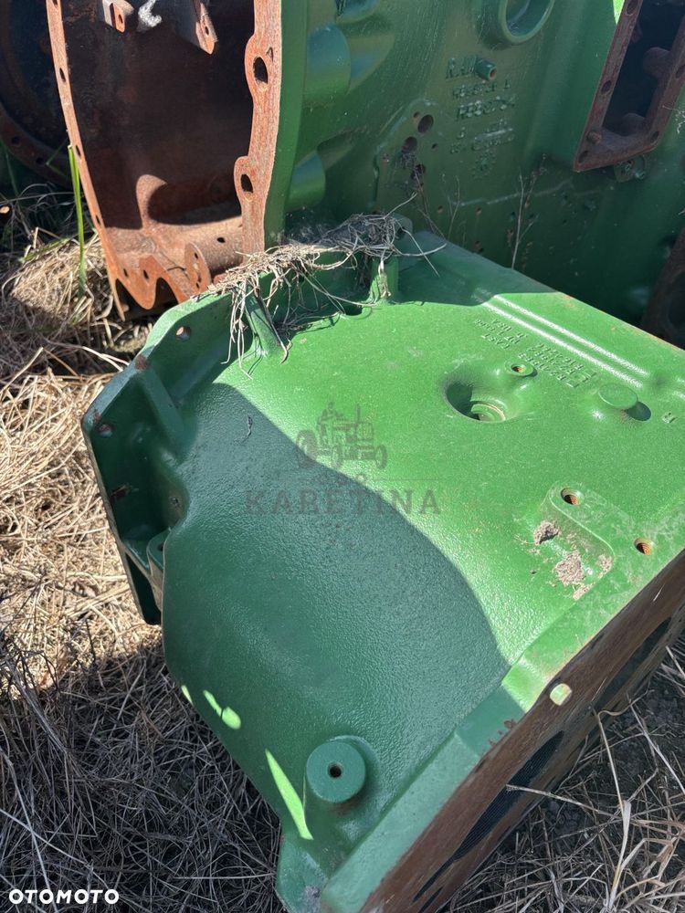 John Deere  7430 7530 7630 7820 7920 - obudowa skrzyni biegów R241984 - 4