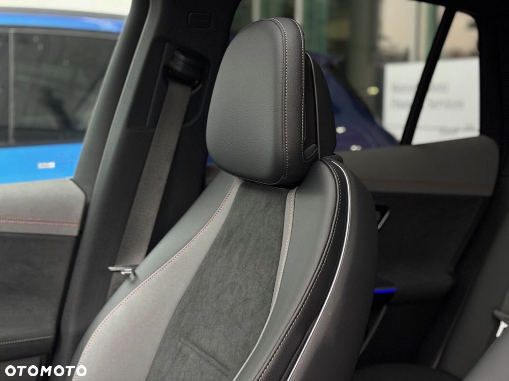 Mercedes-Benz EQE - 13