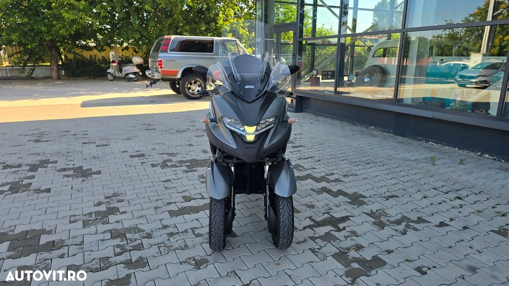 Yamaha Tricity 300 - 3