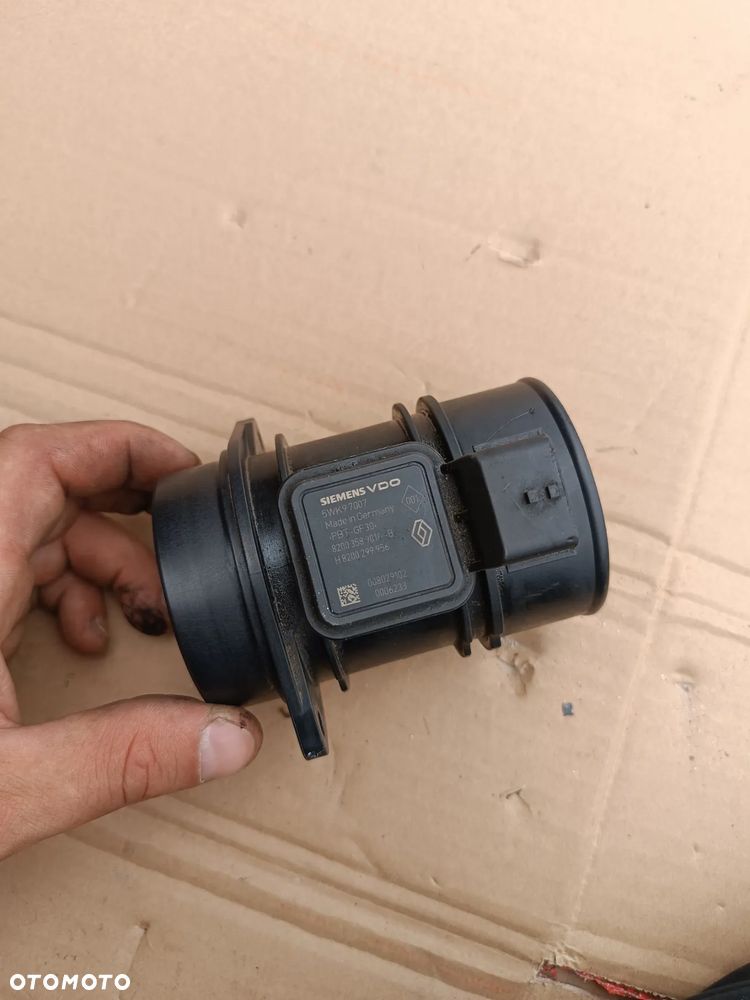 PRZEPŁYWOMIERZ 8200358901B 1.5 DCI CLIO III - 1