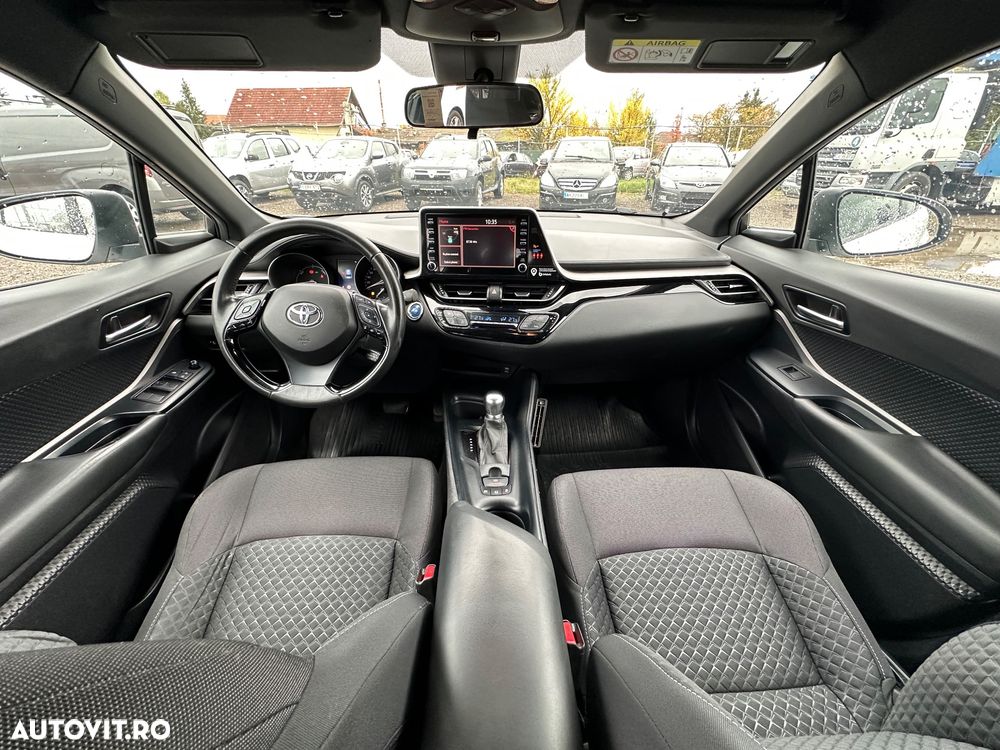 Toyota C-HR - 7