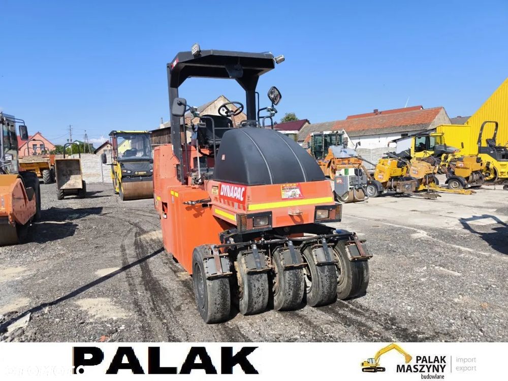 Dynapac Walec drogowy  DYNAPAC CP 142 , GUMA-GUMA  ,2013 rok - 4
