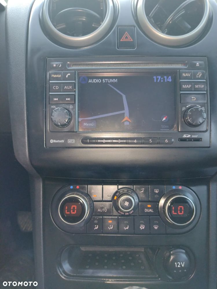 Nissan Qashqai 2.0 360 - 27