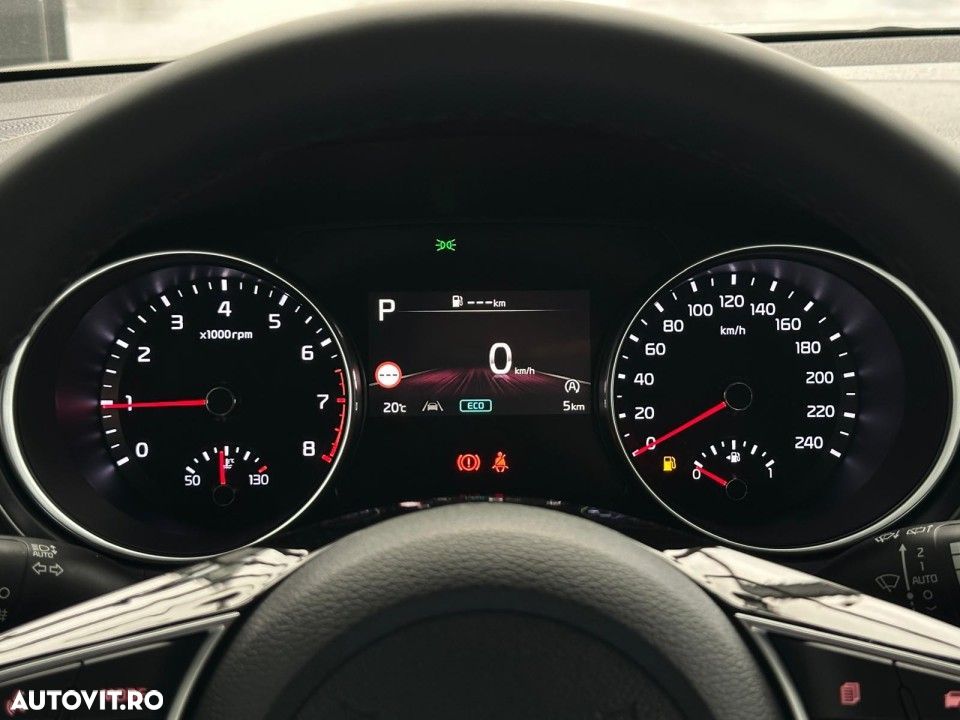 Kia XCeed - 13