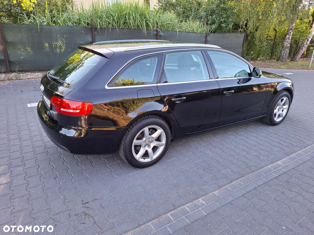 Audi A4 Avant - 4