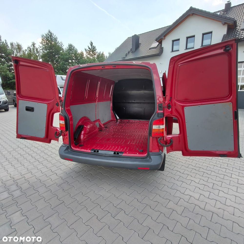 Volkswagen Transporter T5 - 22