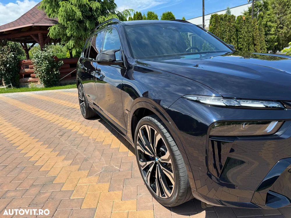 BMW X7 M60i xDrive AT MHEV - 6
