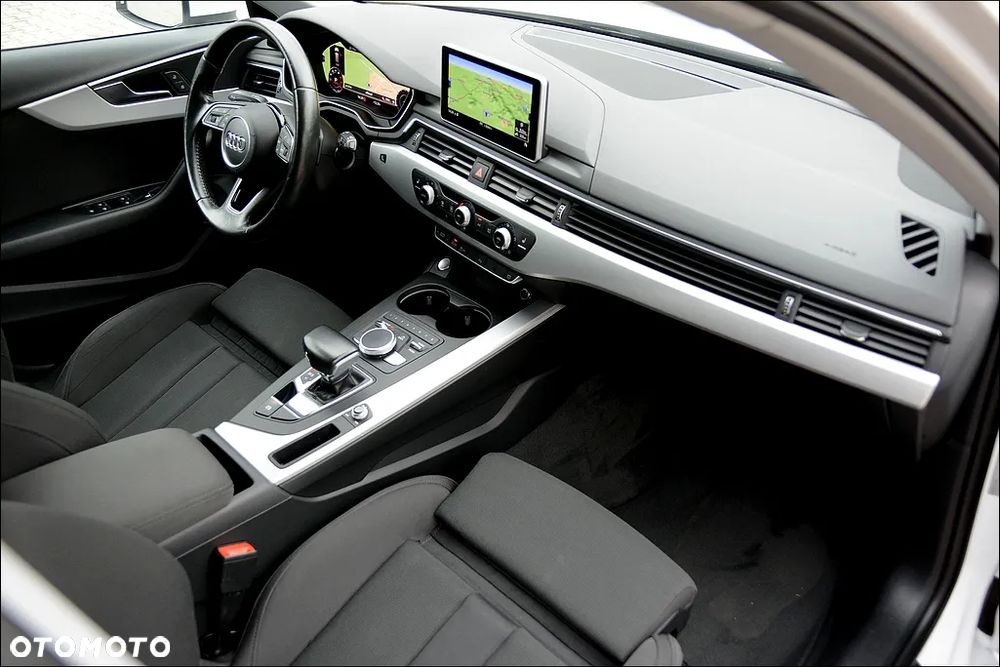 Audi A4 Avant 2.0 TFSI ultra Sport S tronic - 25