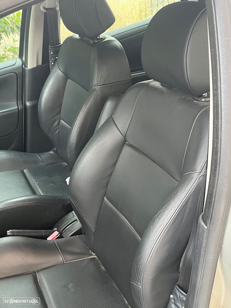 Peugeot 307 SW 1.6 HDi Premium - 8