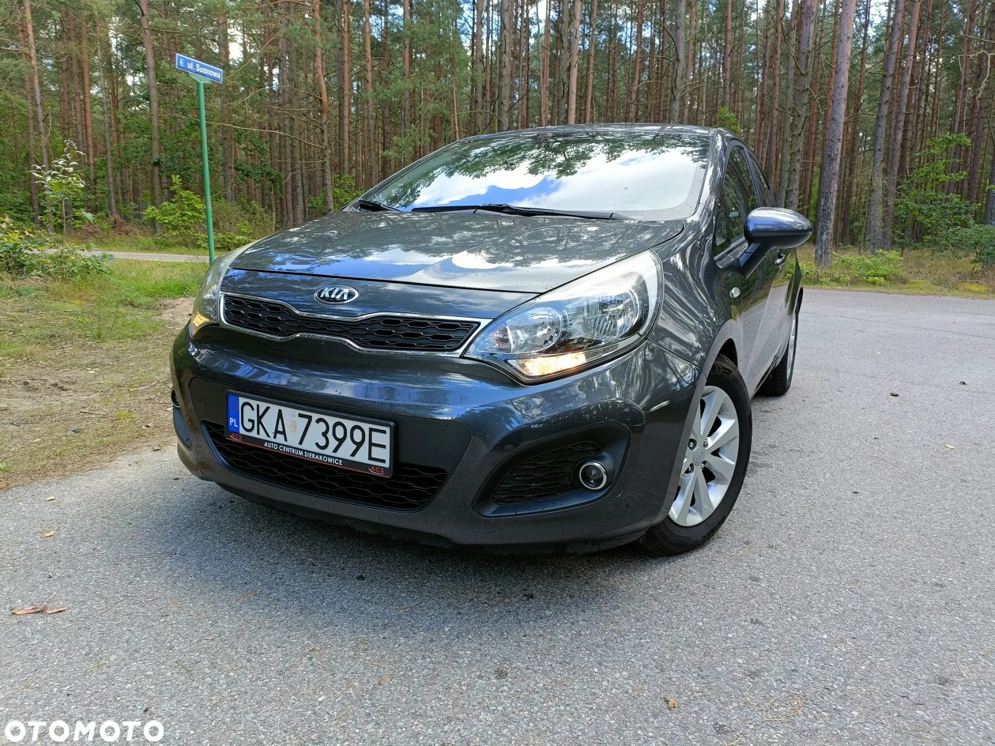 Kia Rio - 11