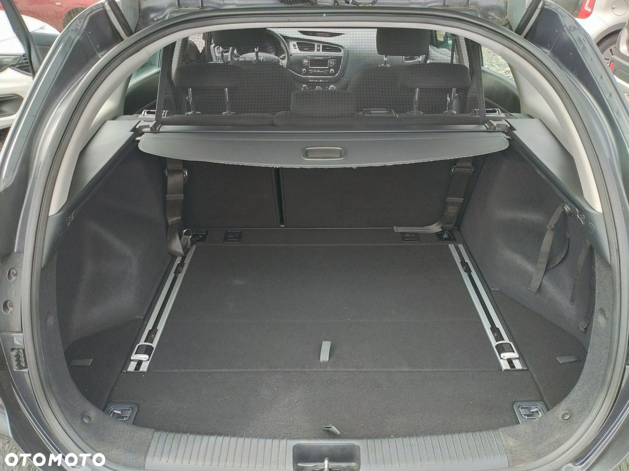 Kia Ceed - 22