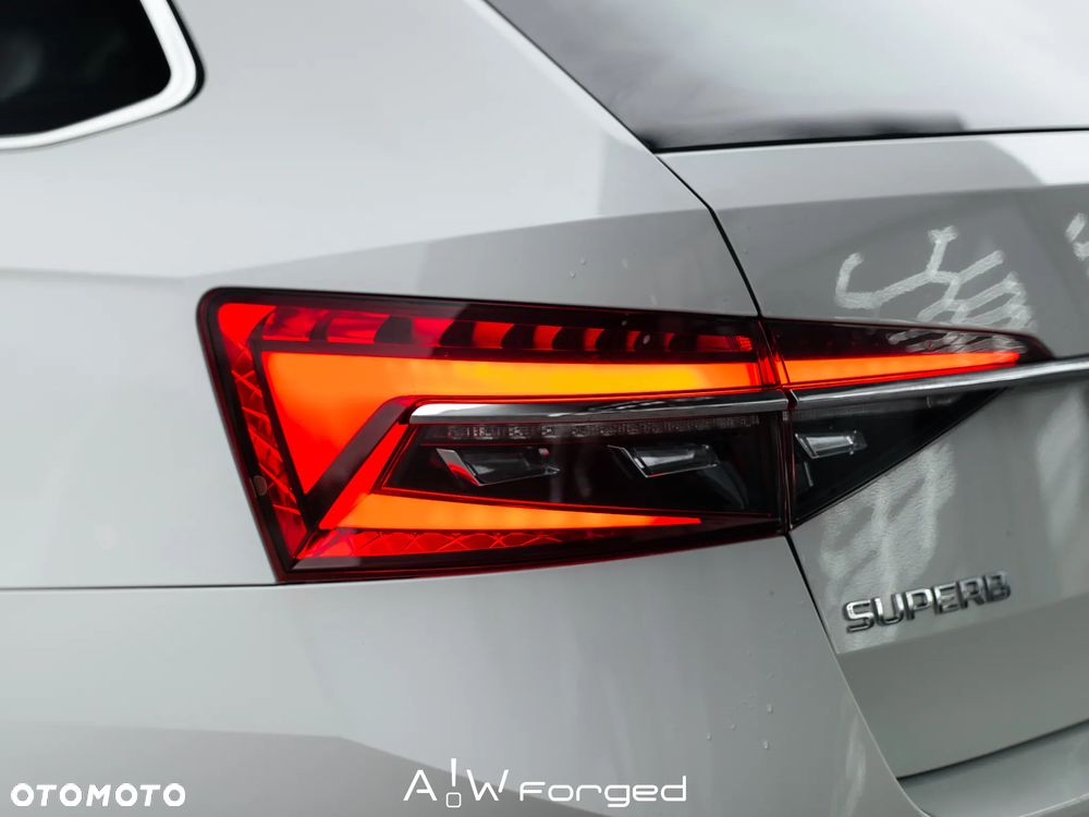 Skoda Superb 2.0 TDI SCR 4x4 Style DSG - 13