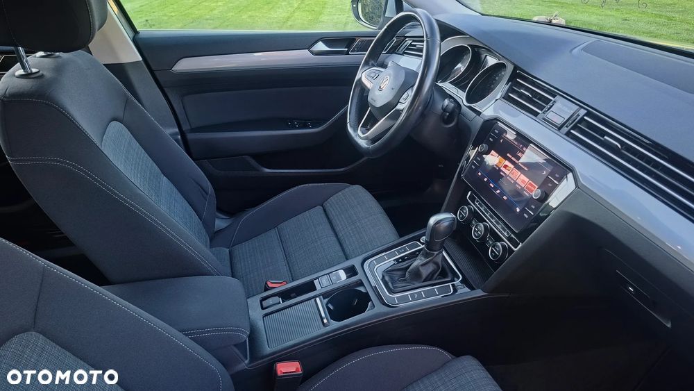 Volkswagen Passat 2.0 TDI EVO Business DSG - 14