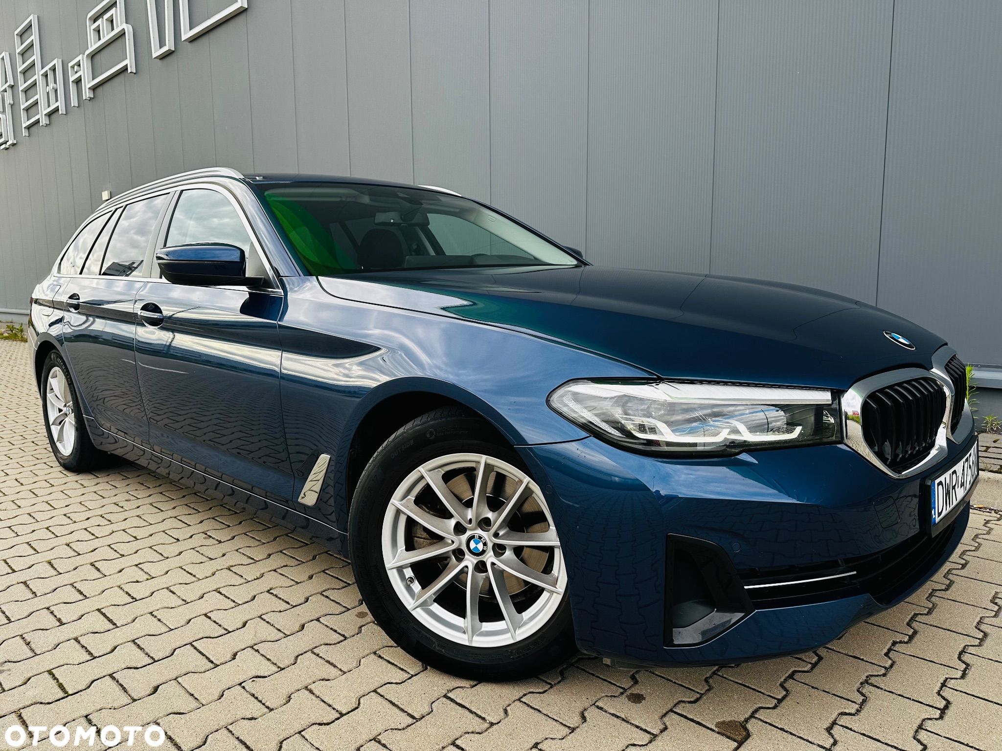 BMW Seria 5 520d Touring - 1