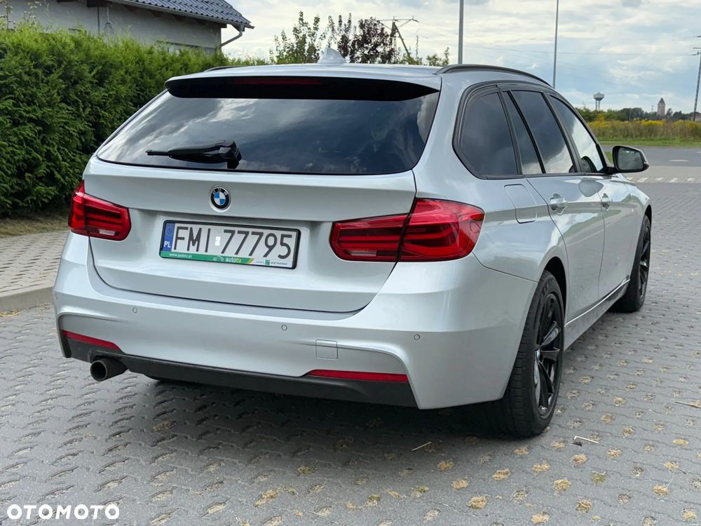 BMW Seria 3 318d M Sport - 10