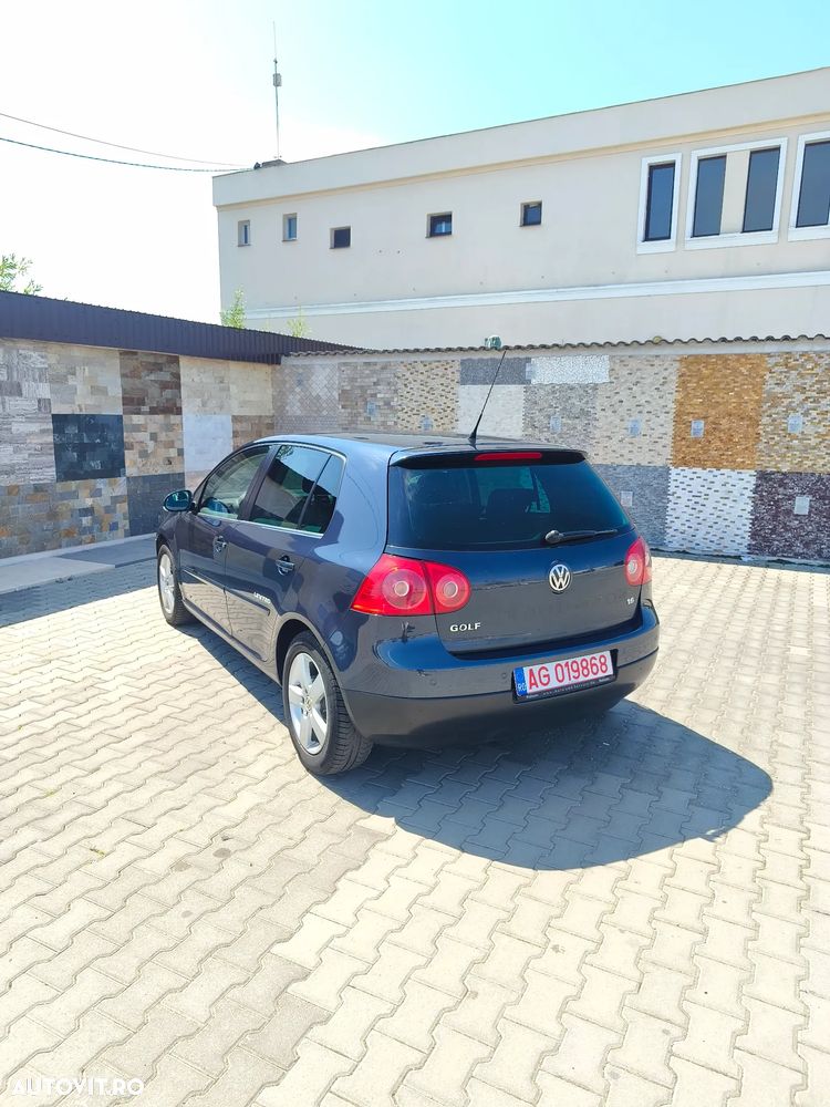 Volkswagen Golf 1.6 Highline - 15