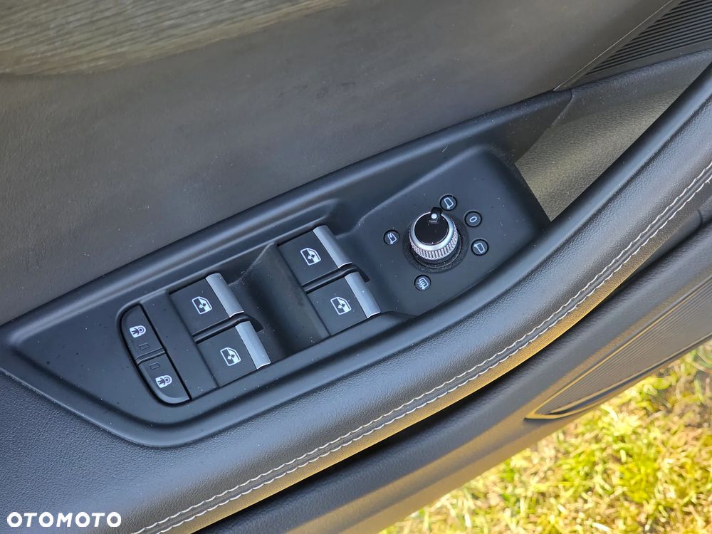 Audi A4 Limousine 45 TFSI quattro S tronic S line - 25