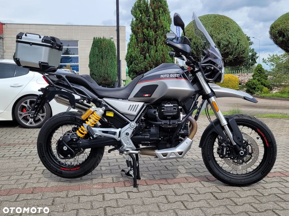 Moto Guzzi V85 - 2